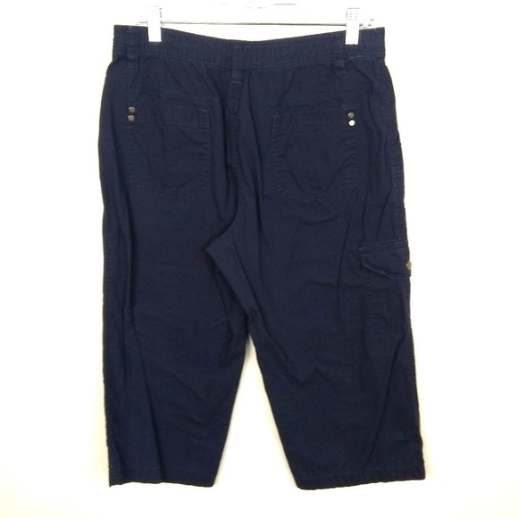 Basic Editions Navy Capris | sz M - Picture 2 of 4